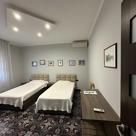 Royal Aparthotel Vlorë Εξωτερικό φωτογραφία
