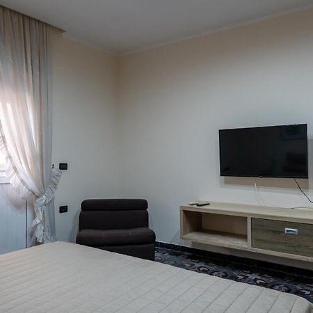 Royal Aparthotel Vlorë Εξωτερικό φωτογραφία