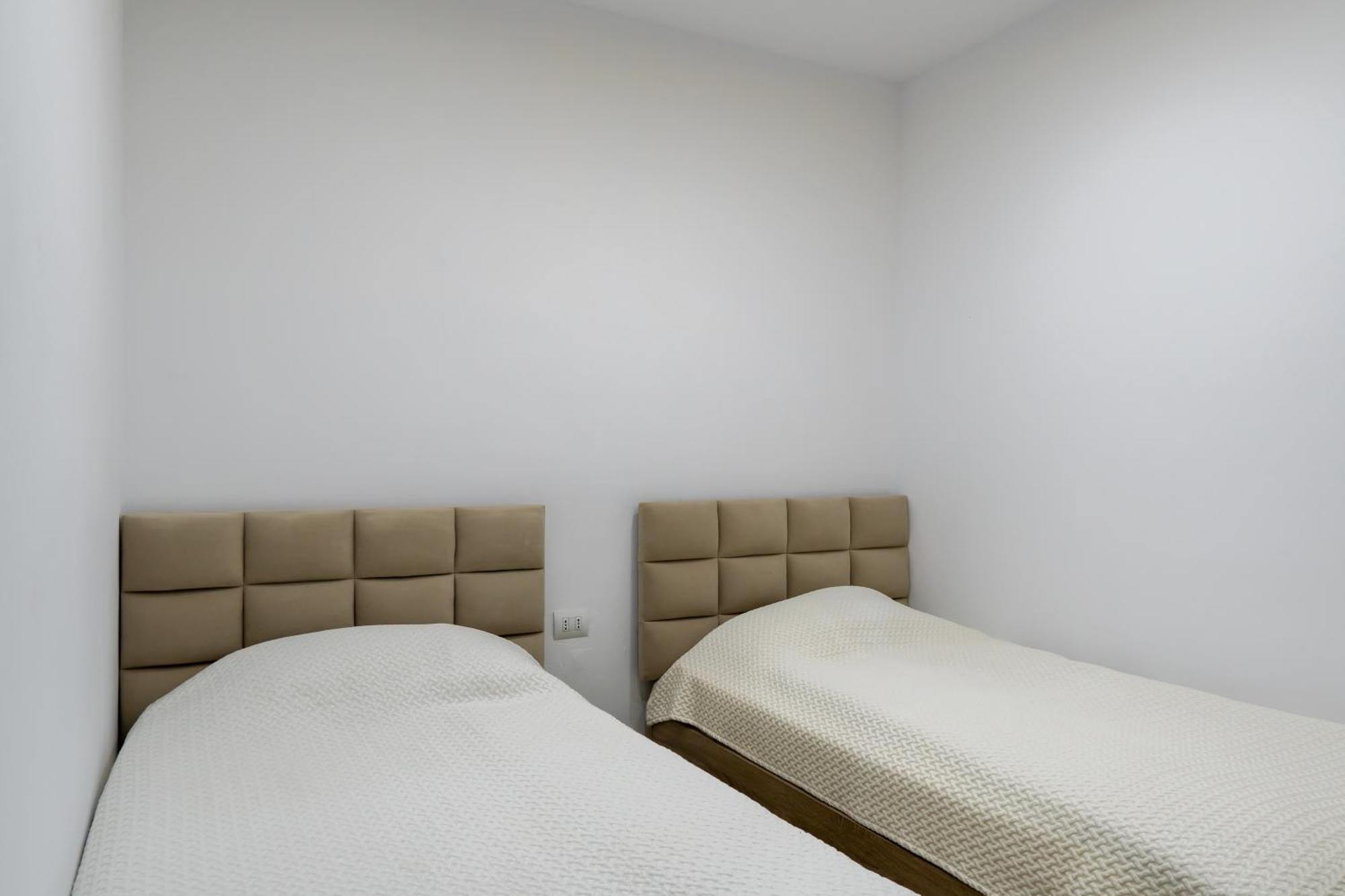 Royal Aparthotel Vlorë Εξωτερικό φωτογραφία