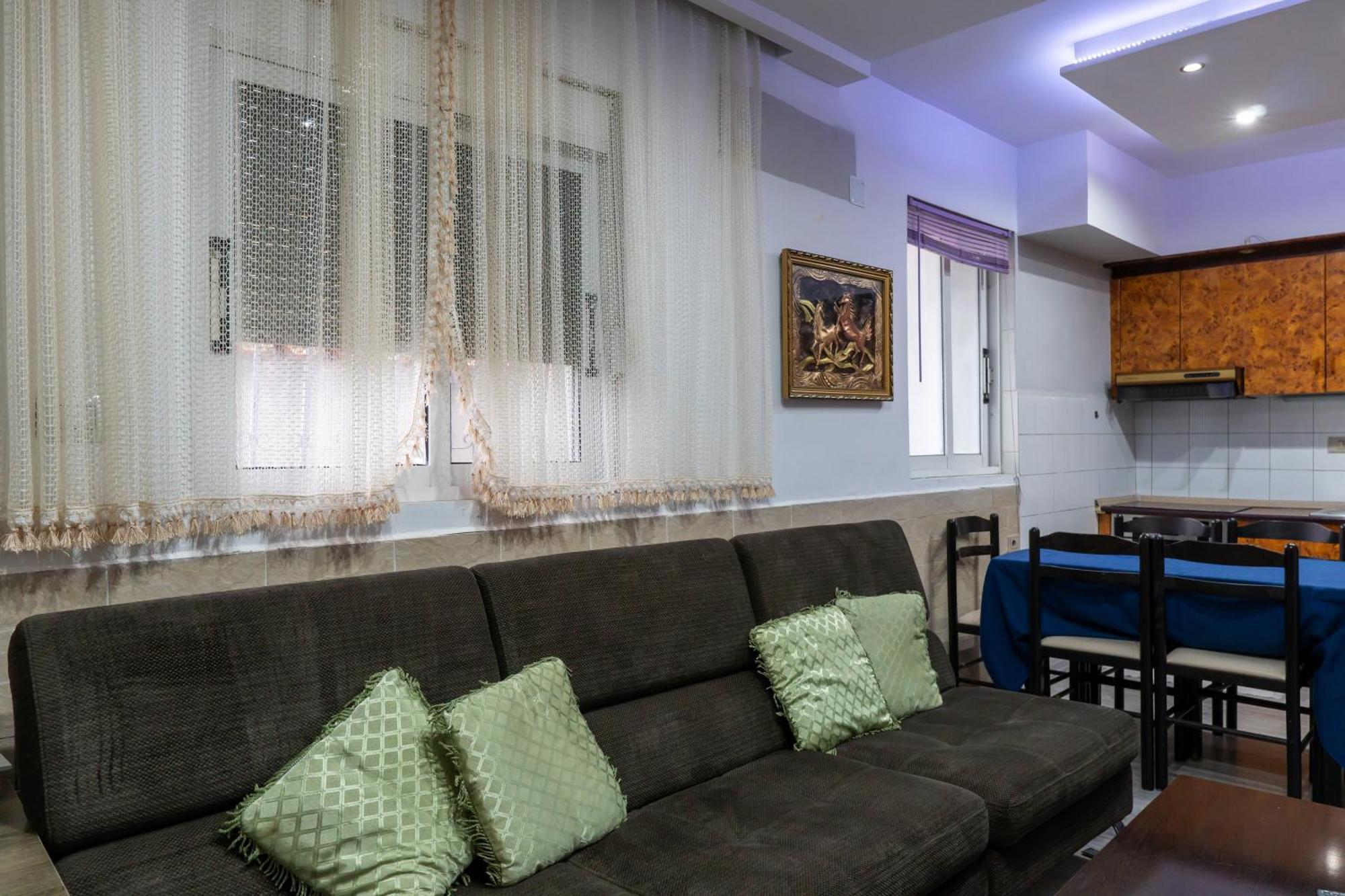 Royal Aparthotel Vlorë Εξωτερικό φωτογραφία