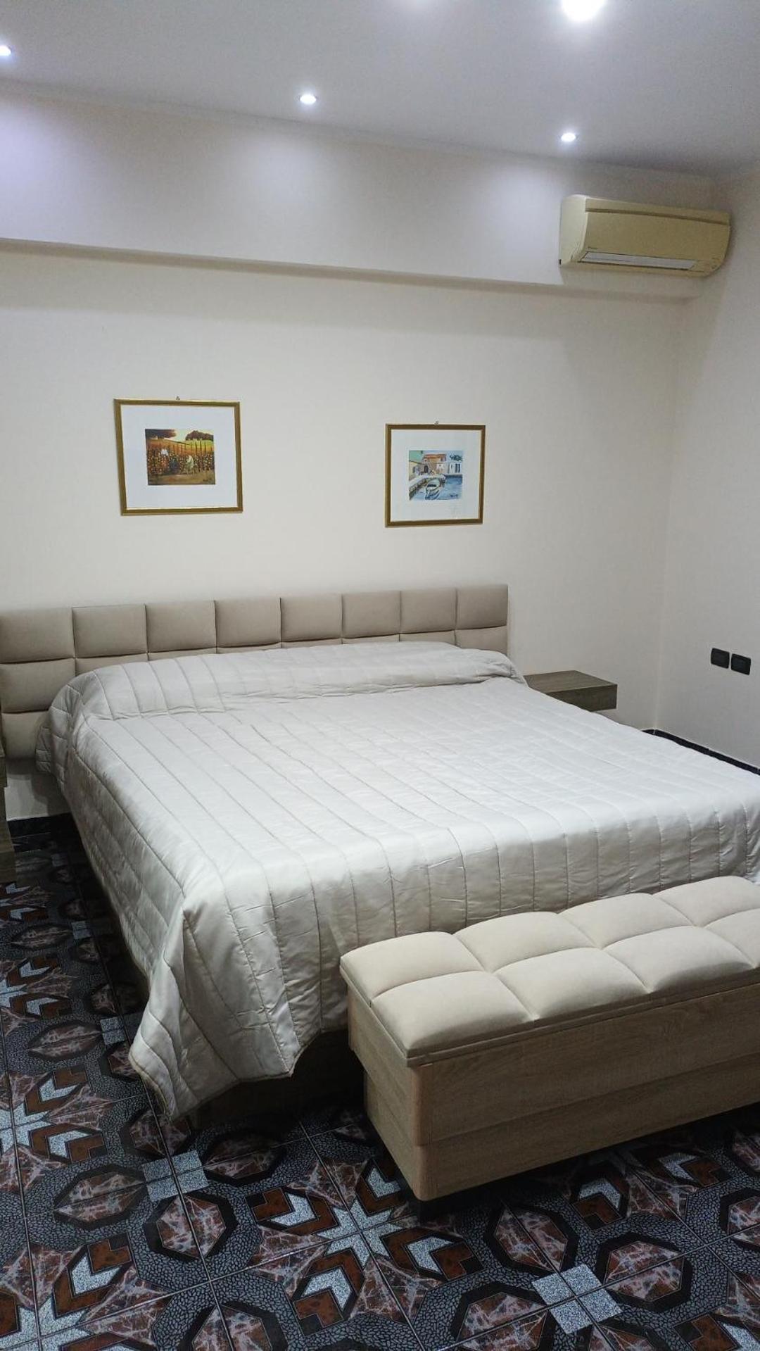 Royal Aparthotel Vlorë Εξωτερικό φωτογραφία